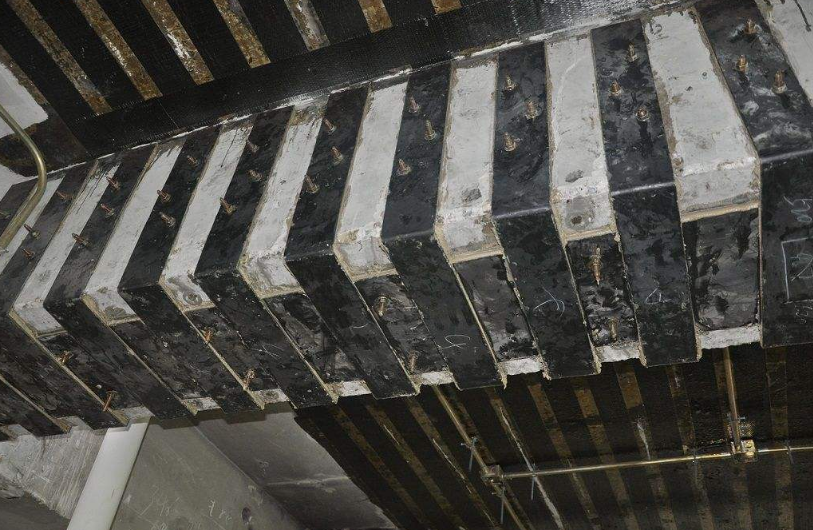 房梁粘鋼加固 房梁粘鋼加固